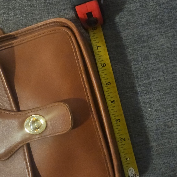 Georgetown Leather Design Bag - Picture 15 of 15